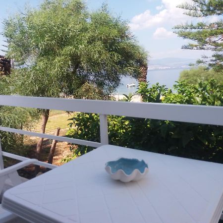 Villa Per Mare à Loutra Elenis Extérieur photo